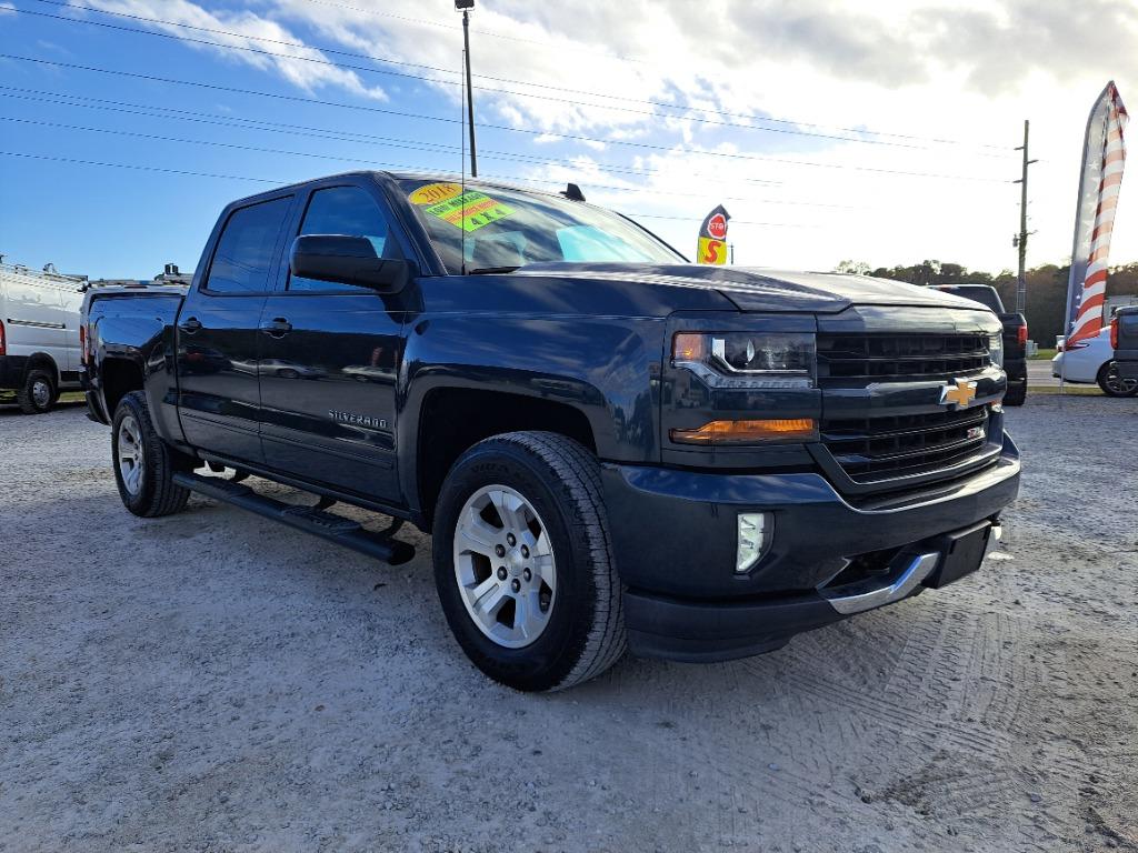 2018 Chevrolet Silverado 1500 LT Z71 photo 2