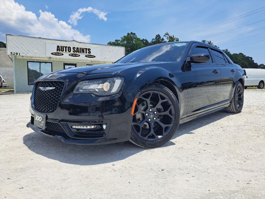 2020 Chrysler 300 S's photo