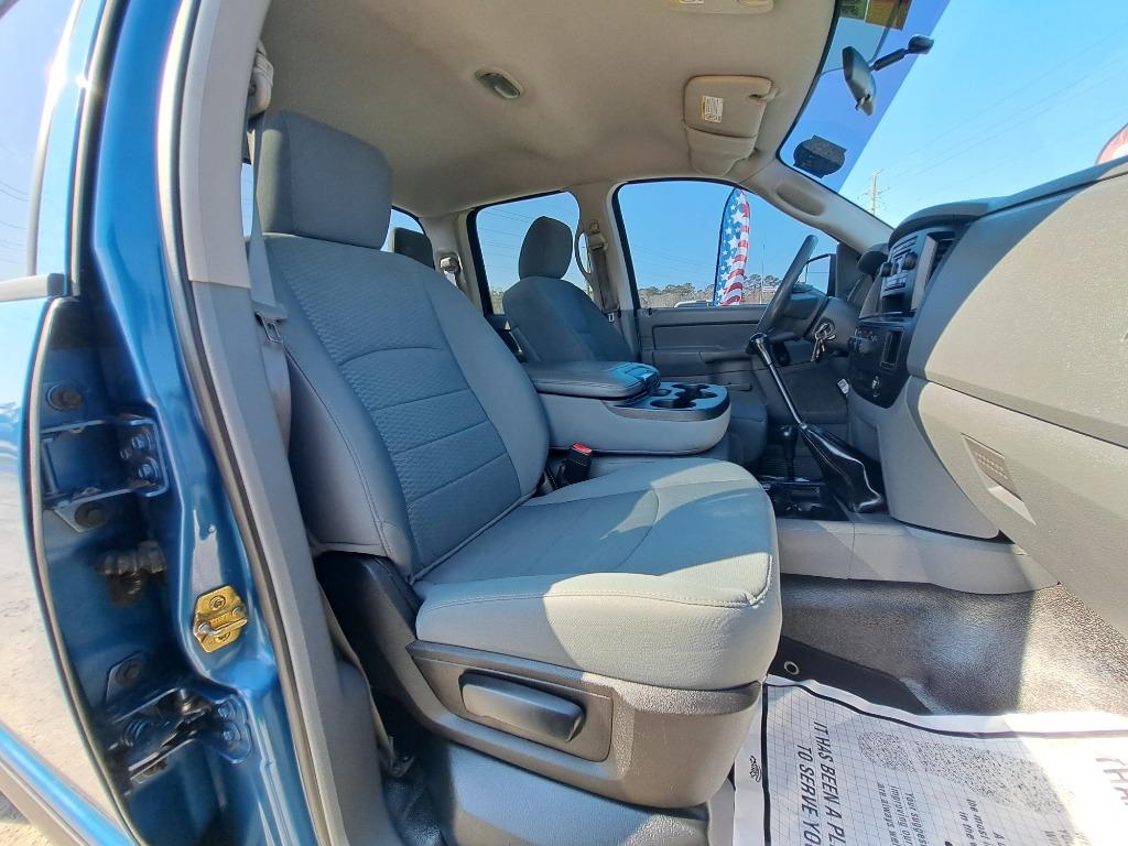2006 Dodge Ram 2500 Pickup SLT - Photo 11