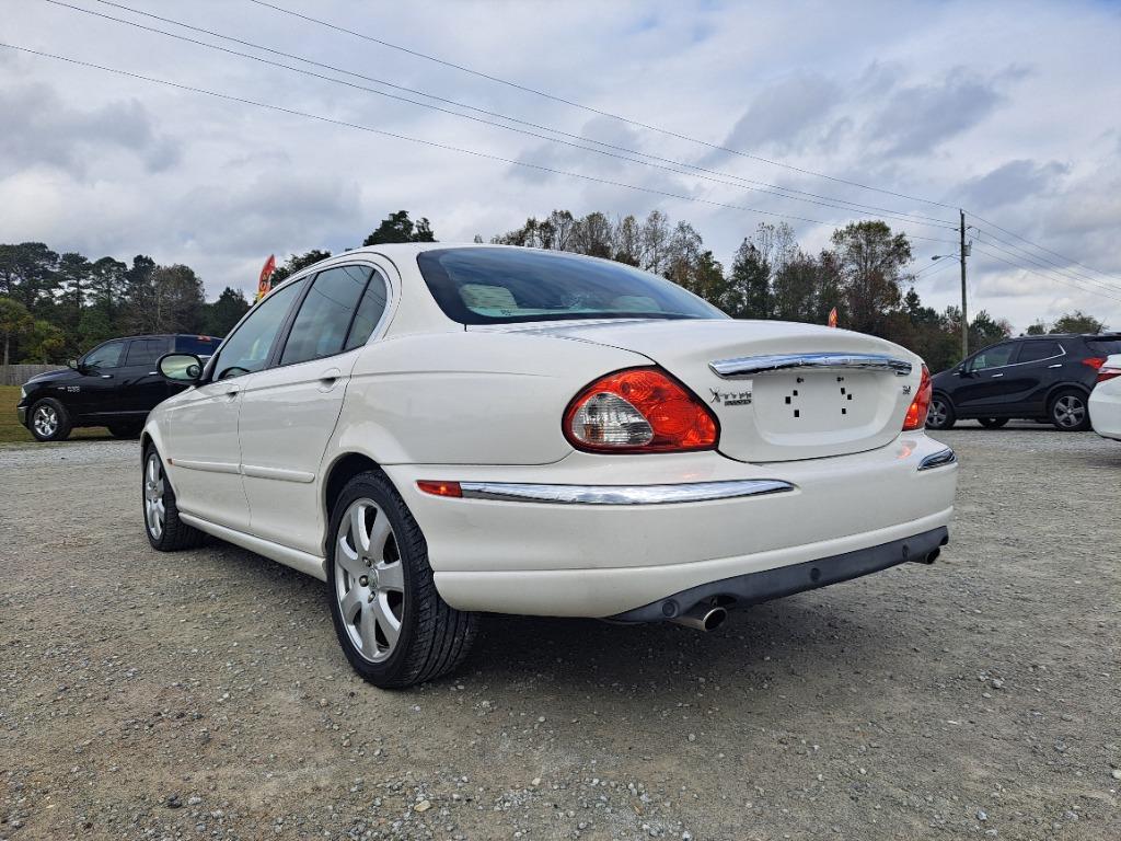 2005 Jaguar X-Type Base photo 5