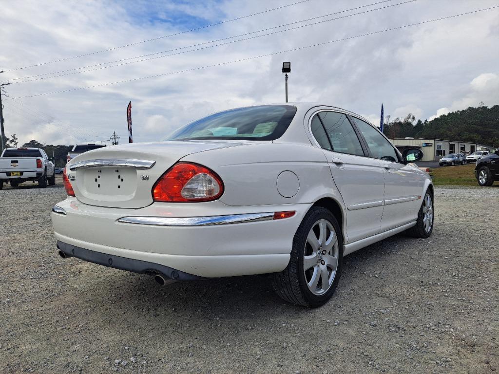 2005 Jaguar X-Type Base photo 3