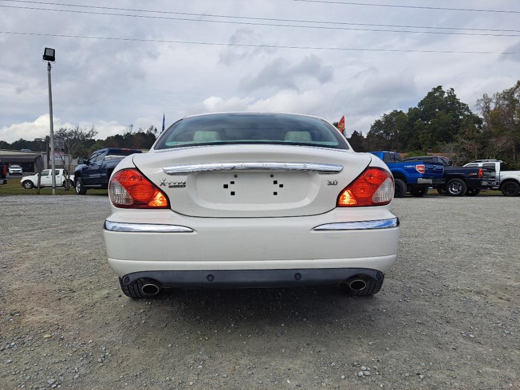 2005 Jaguar X-Type Base photo 4