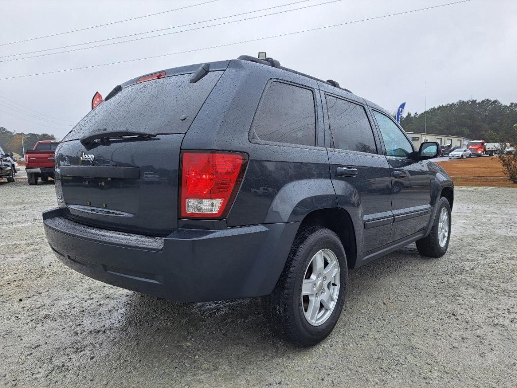 2007 Jeep Grand Cherokee Laredo photo 3