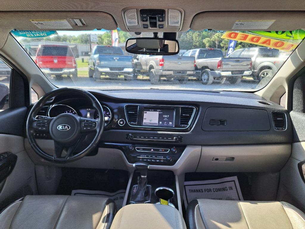 2020 Kia Sedona SX - Photo 17