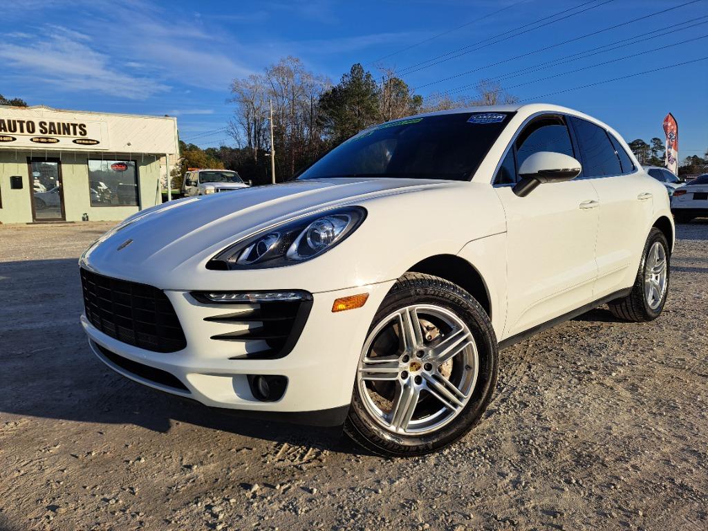 2015 Porsche Macan S's photo