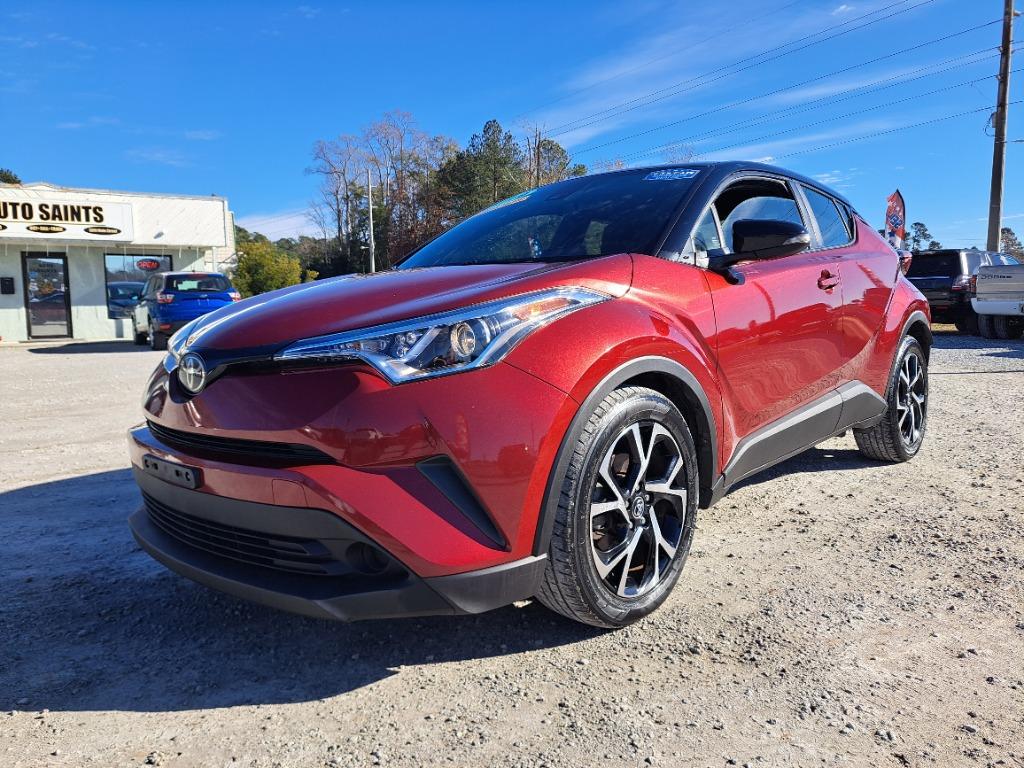 2019 Toyota C-HR XLE's photo
